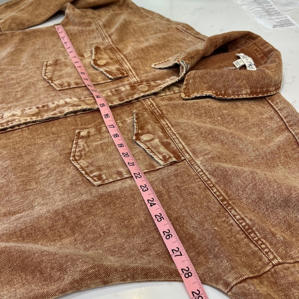 She + Sky Brown Corduroy Shacket Distressed Snake Print NWT L - Picture 7 of 9